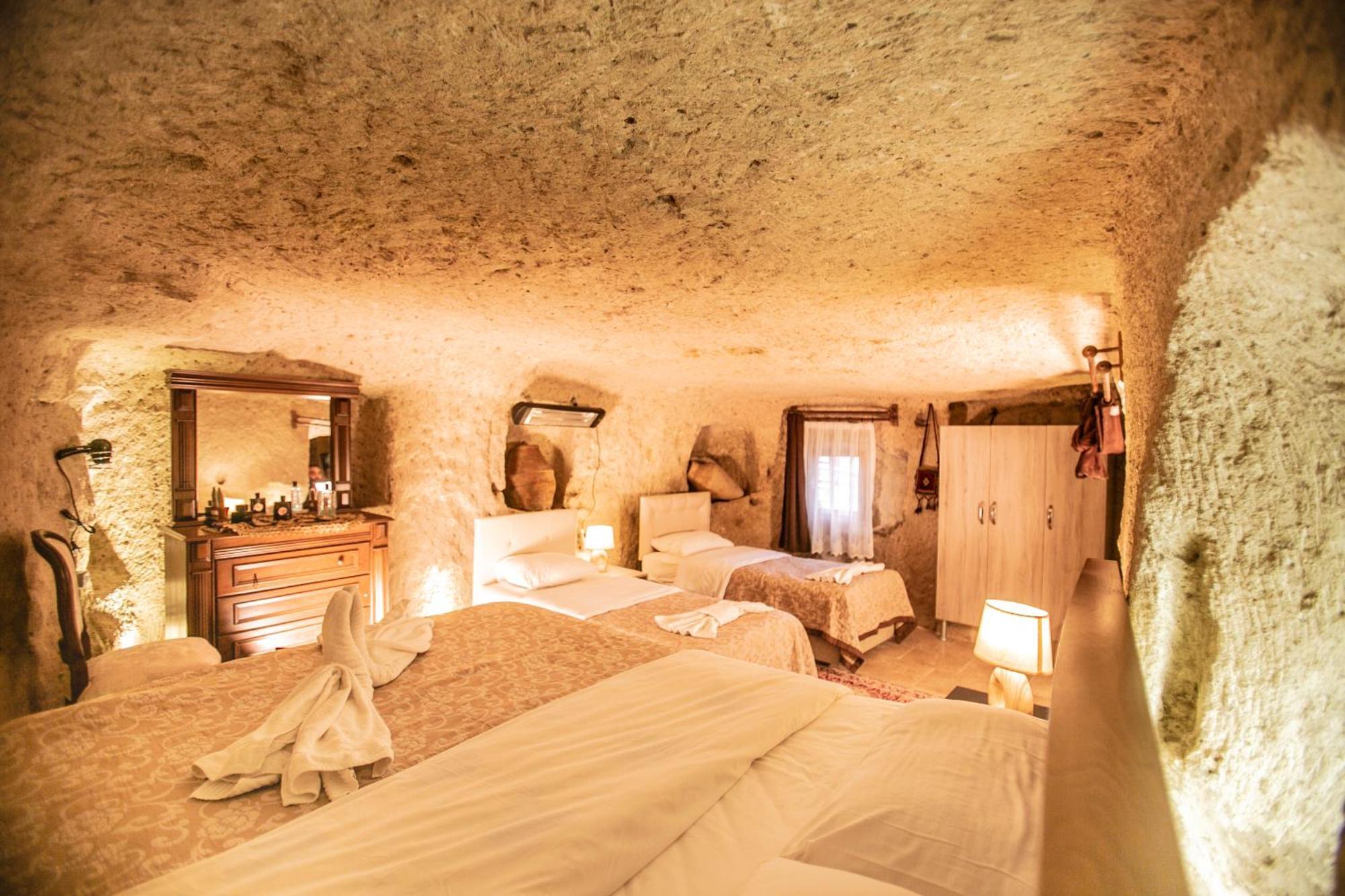 Kamelya Cave Hostel (Adults Only) 괴레메 외부 사진