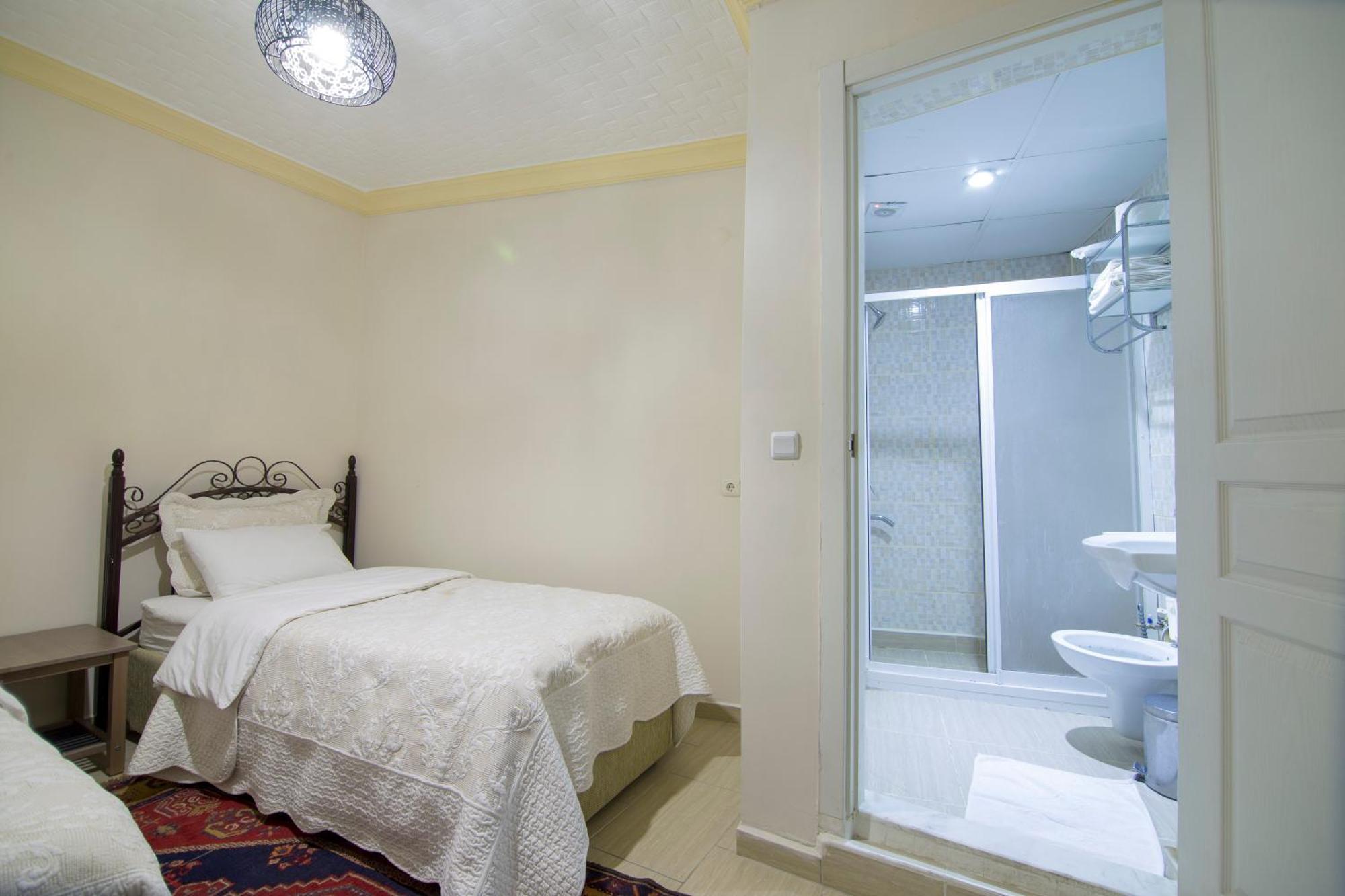 Kamelya Cave Hostel (Adults Only) 괴레메 외부 사진